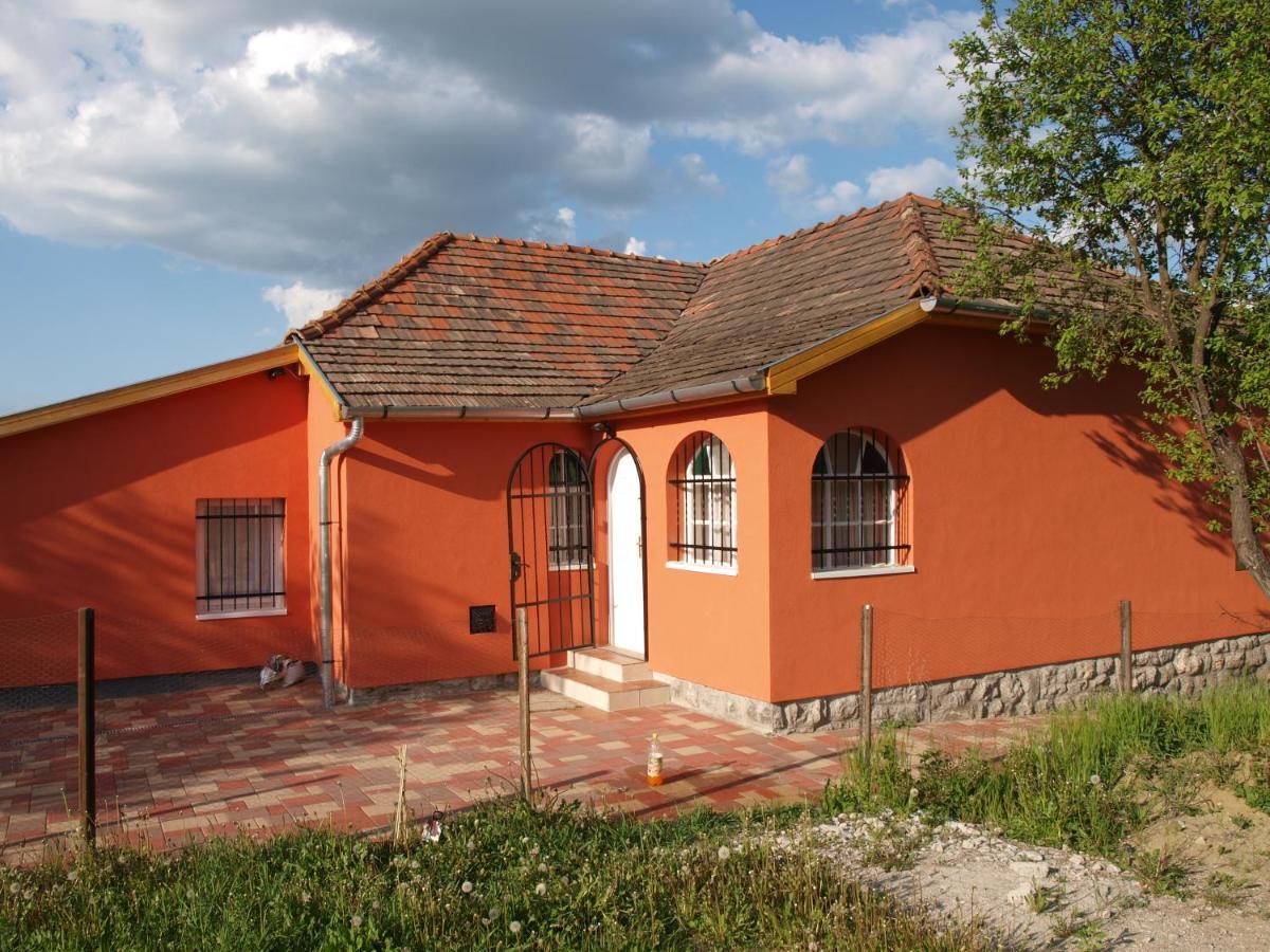 Willa Rozsa Haz Csernely Zewnętrze zdjęcie